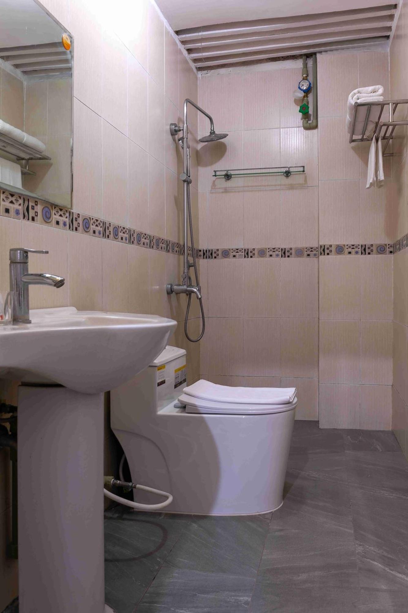 An Suites Hanoï Extérieur photo